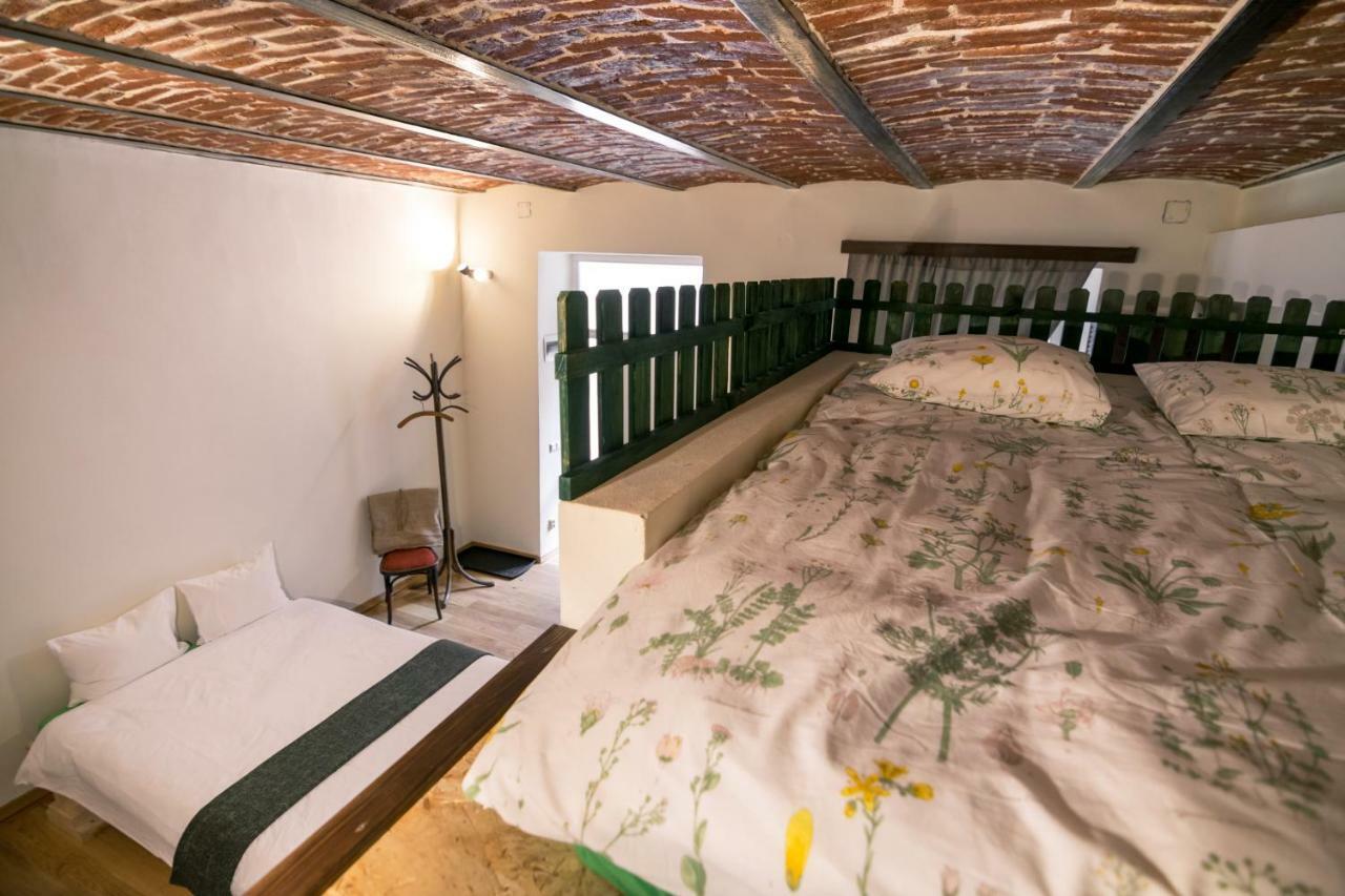 Folkloric Loft-Ulita Romaneasca シビウ エクステリア 写真
